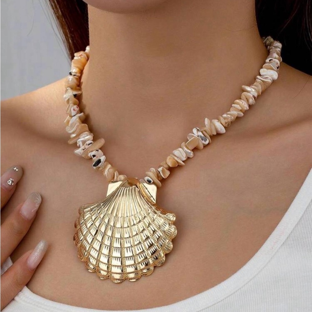 Gold Shell Pendant Natural Stone Beaded Statement Necklace
